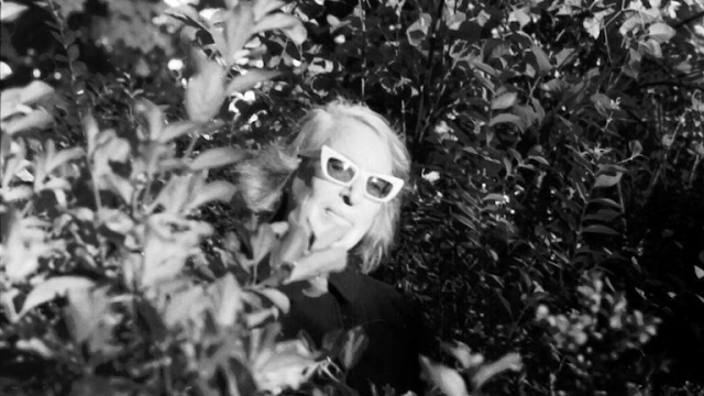 ❀ Silvina Ocampo entre alginos árboles